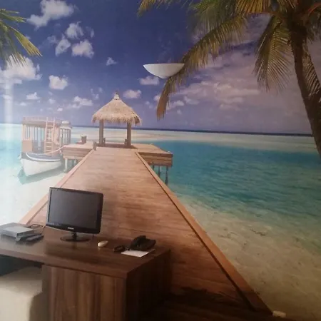 Paradise Bay فندق بوموري